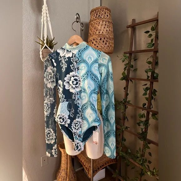 ▪️New Agua Bendita x Free People Anthropologie Mei One-Piece Surf Suit